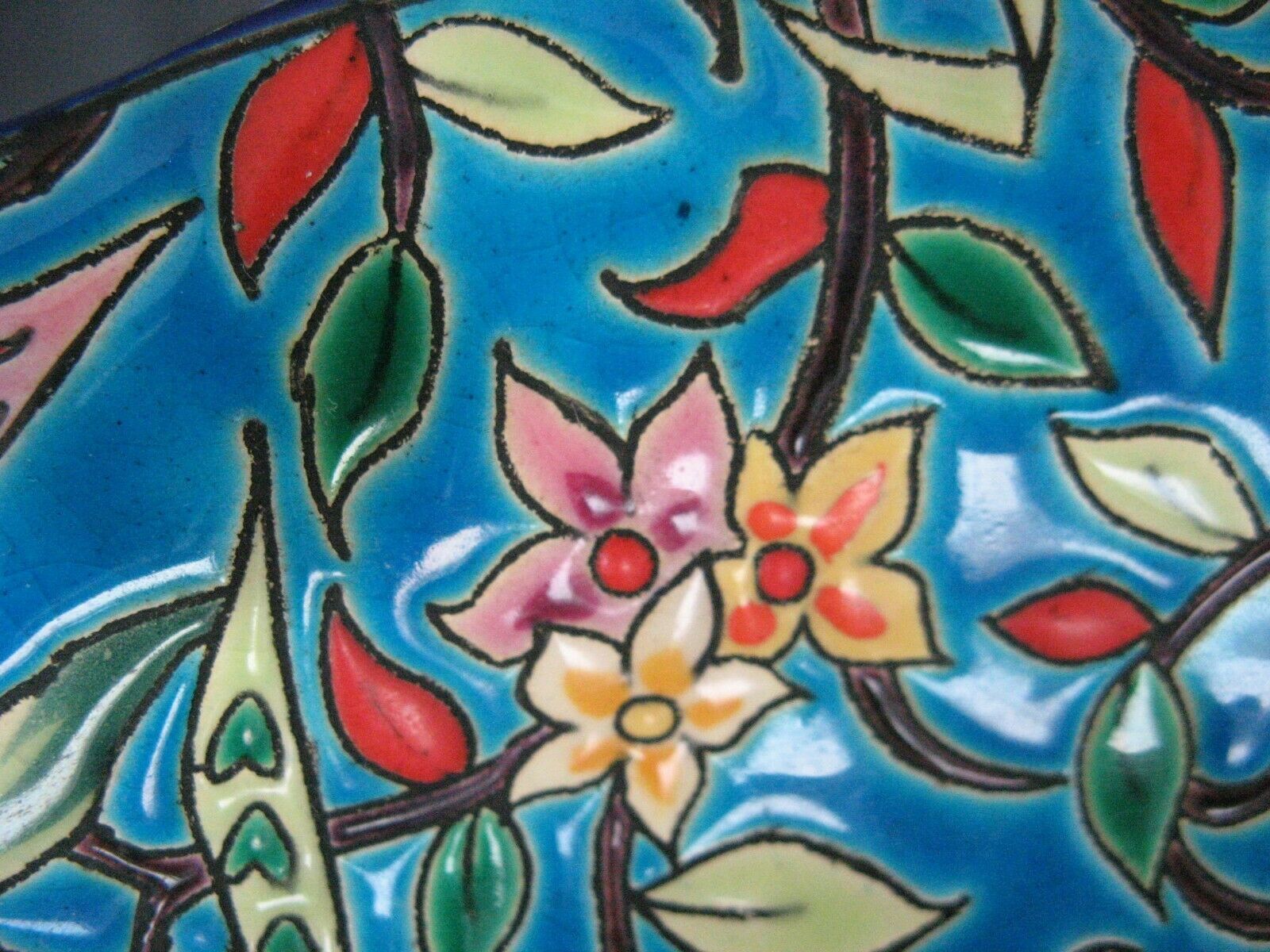 Panière enamels de Longwy decoration turquoise blue background and flowers