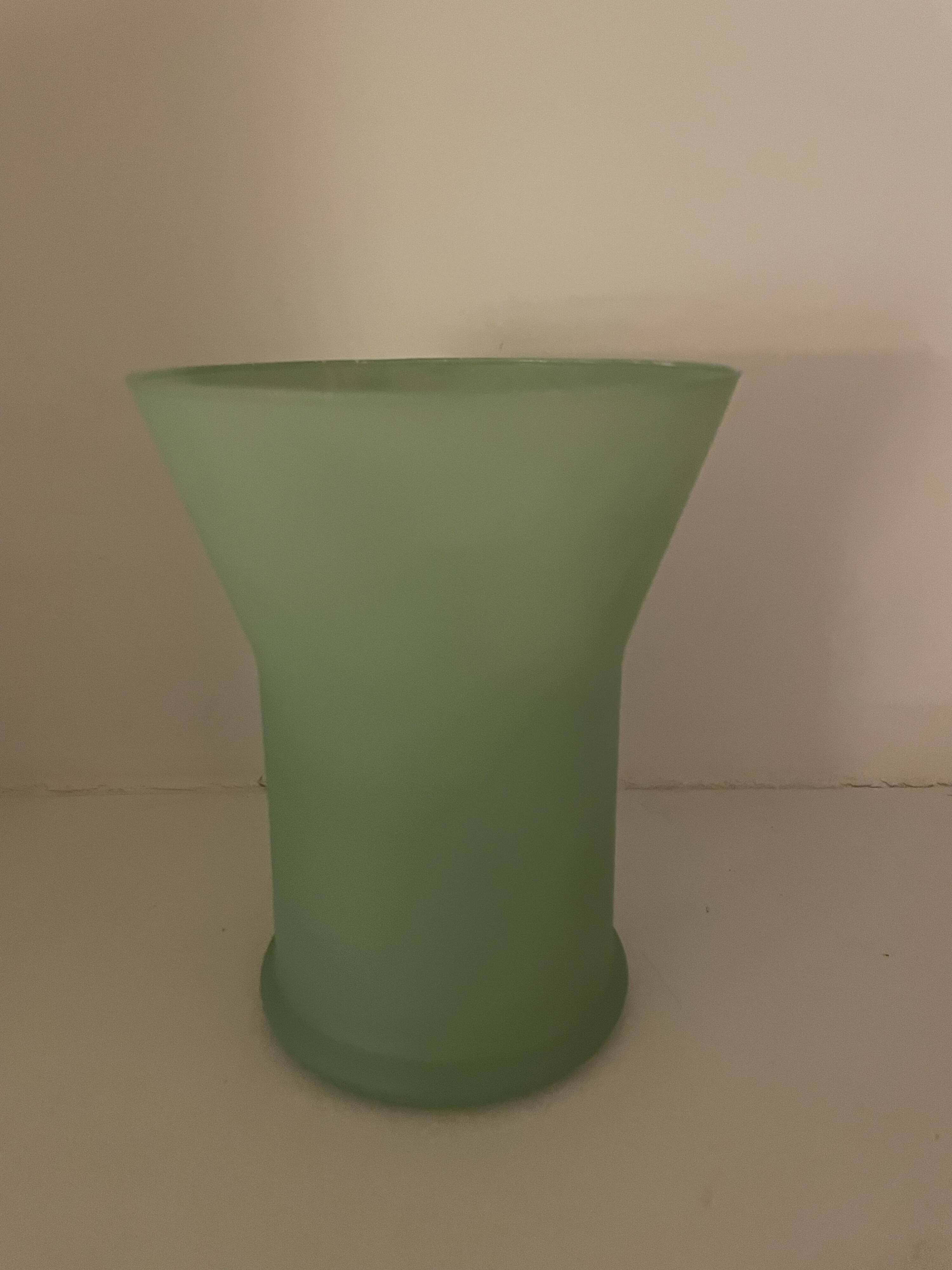 Set of 12 decorative items