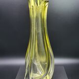 Vase René Delvenne Val saint lambert 1950  jaune soufflé torsadé