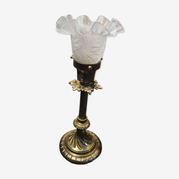 Lampe bronze doré art nouveau, tulipe verre  soufflé avec motif