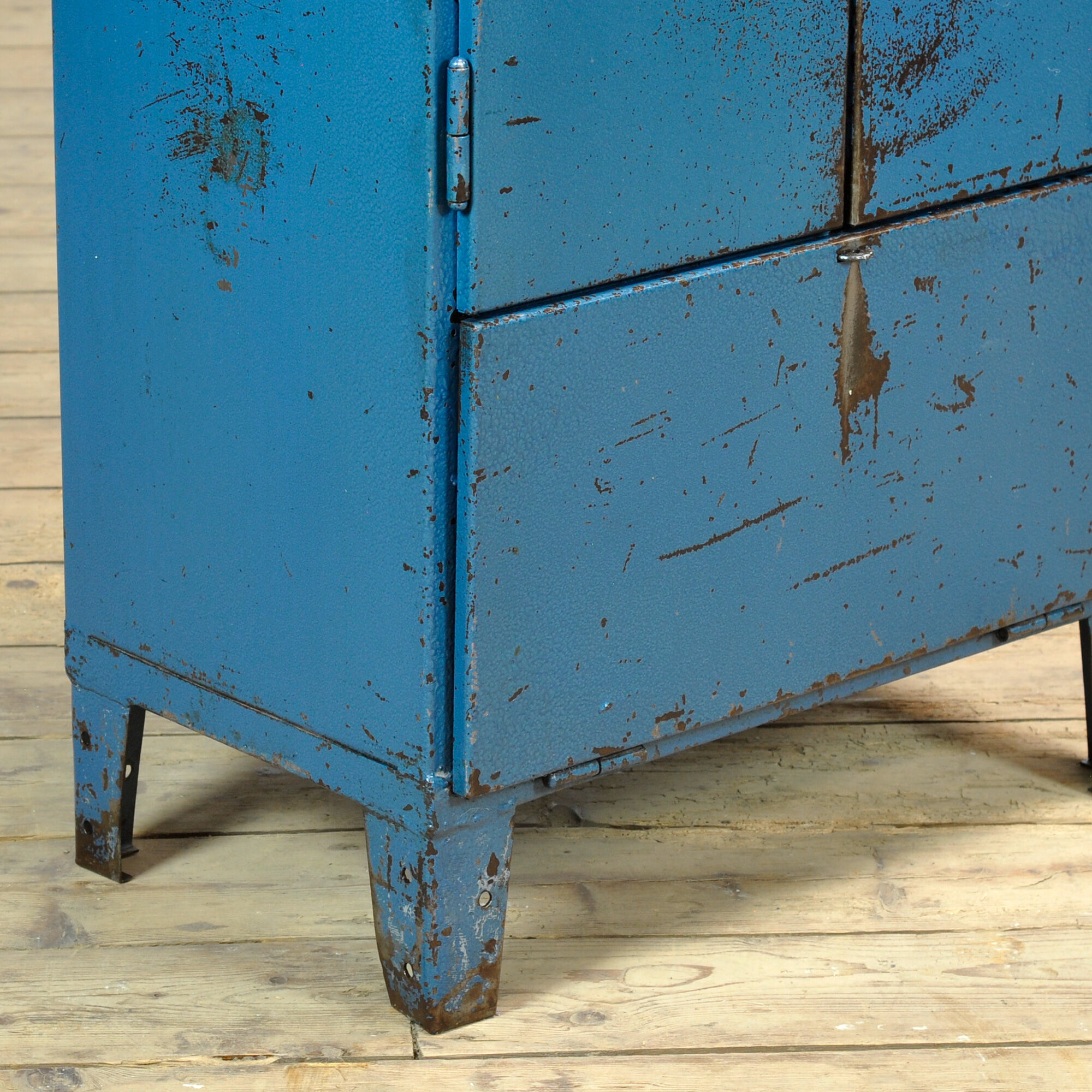 Industrial four-drawer cabinet from the 1970s