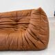 Canapé Togo vintage deux places avec accoudoirs en cuir de pin marron attribué à Michel Ducaroy pour Ligne Roset, années 1970