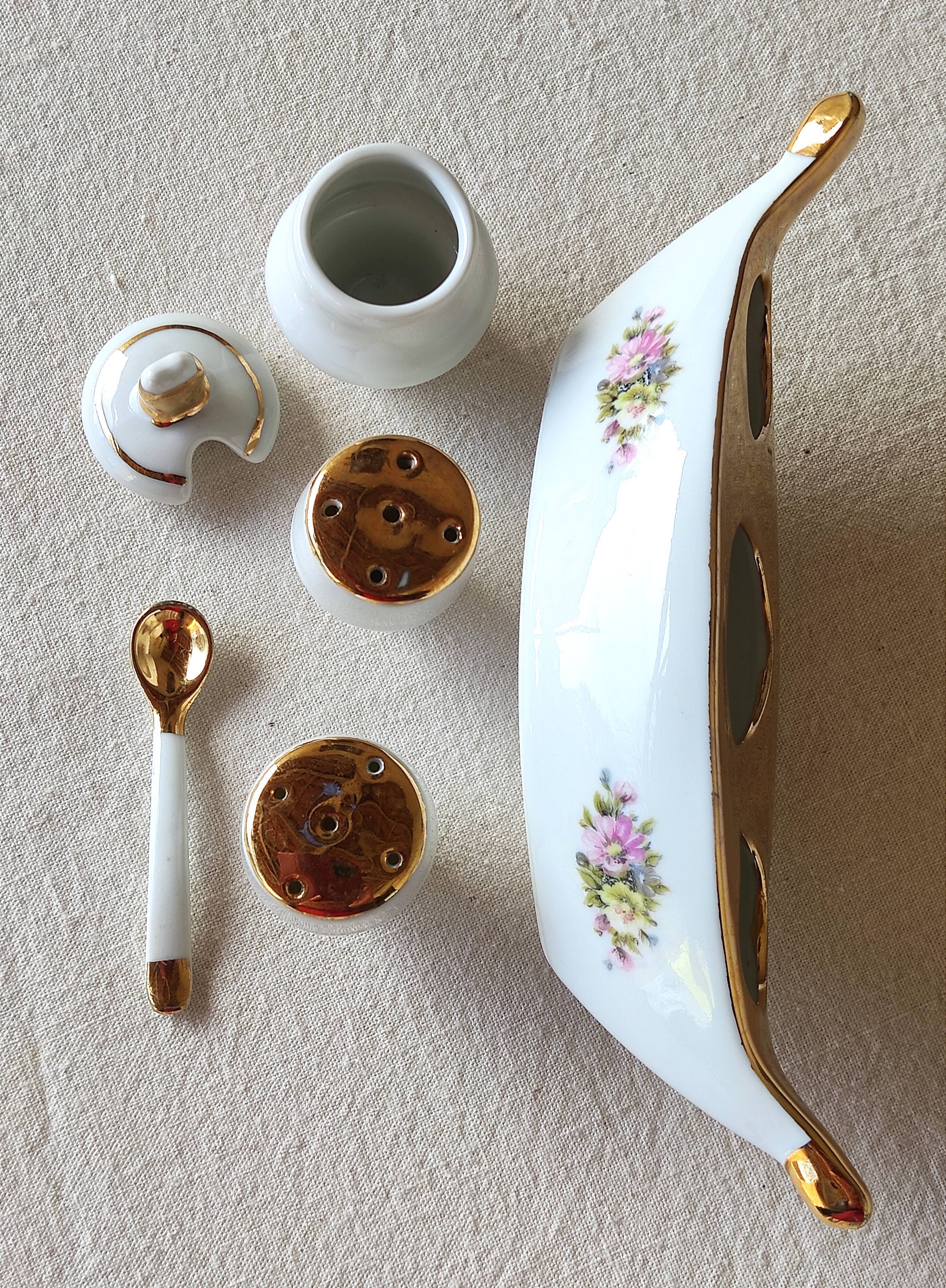 Condiment service - saleron- in Paris porcelain