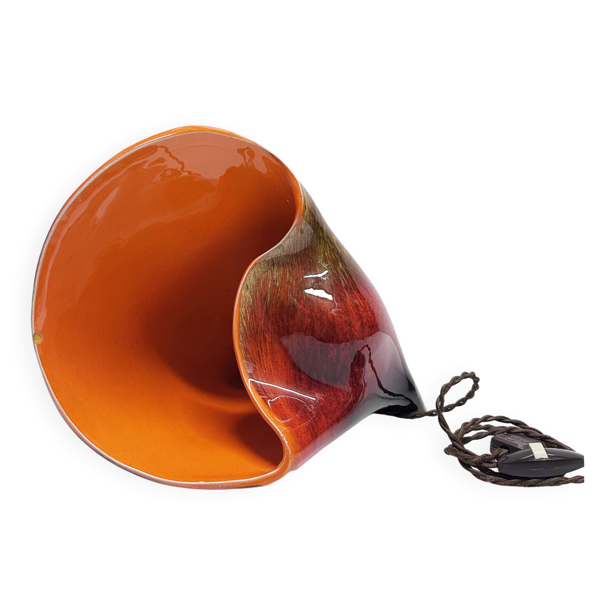 Shell lamp Vallauris in ceramic. France, 1970s.