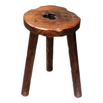 Tabouret tripode en bois