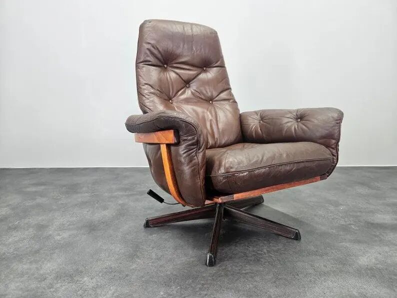 Midcentury Swivel Leather and Wood Armchair Göte Möbler Nässjö, Sweden, 1960s