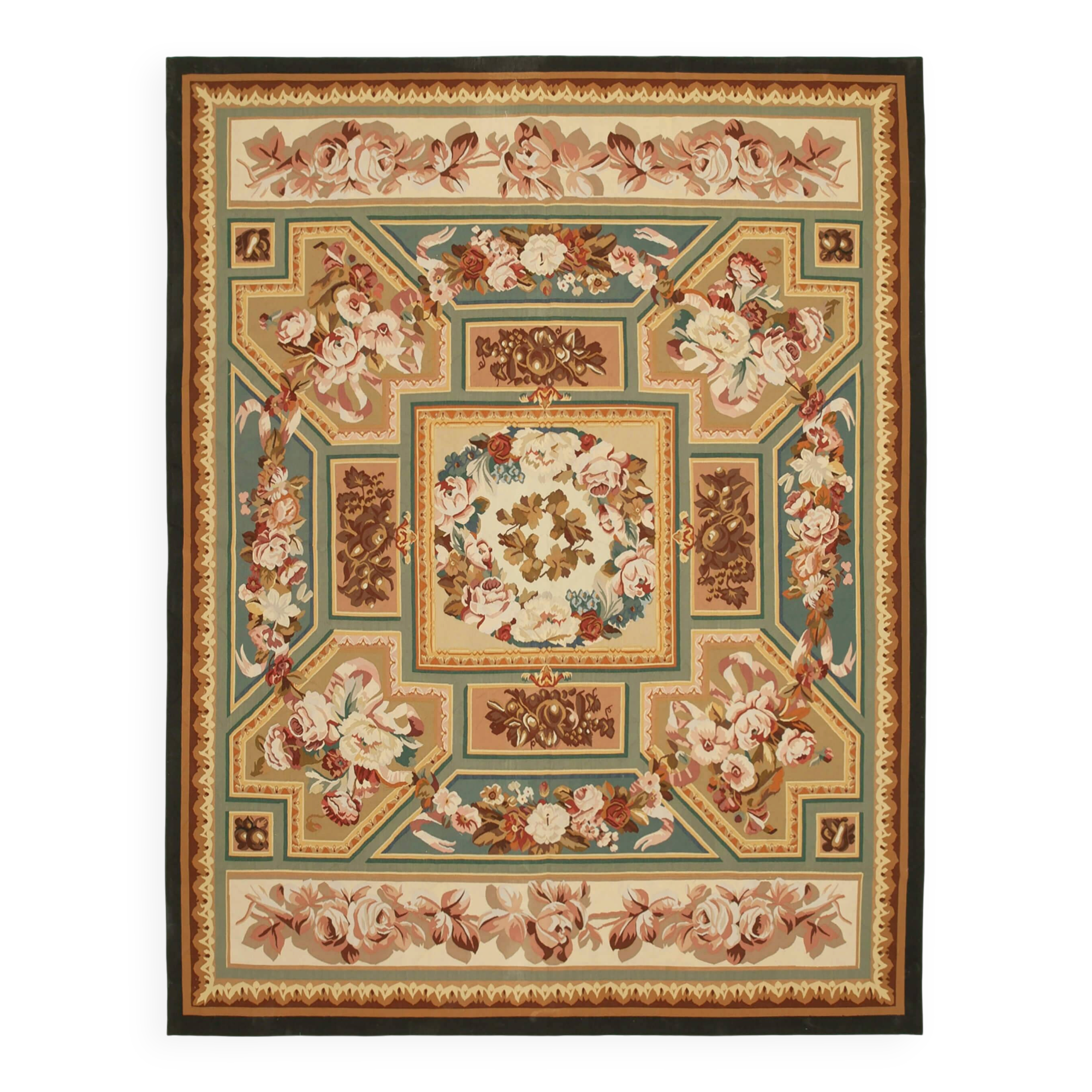 Handmade European Vintage Aubusson Kilim 281 cm x 364 cm