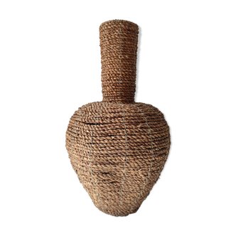 Braided vase in sea rush