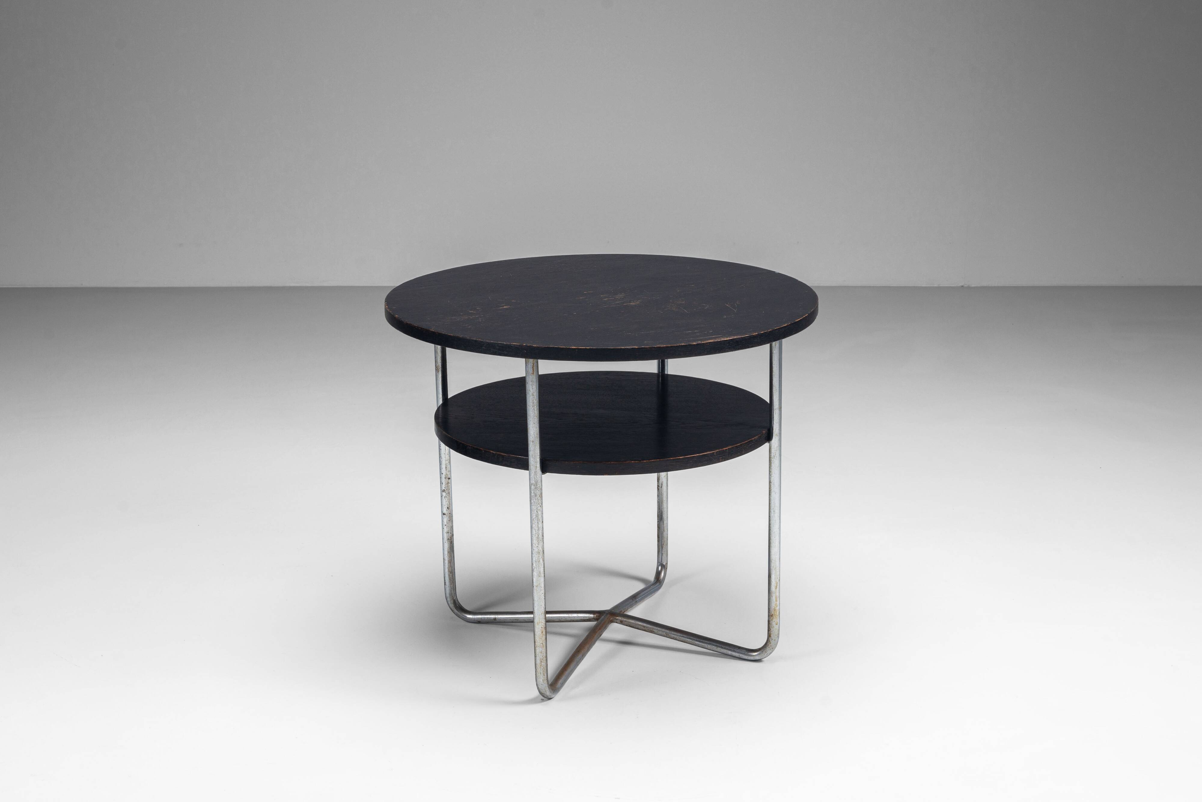 Table basse Thonet avec cadre tubulaire