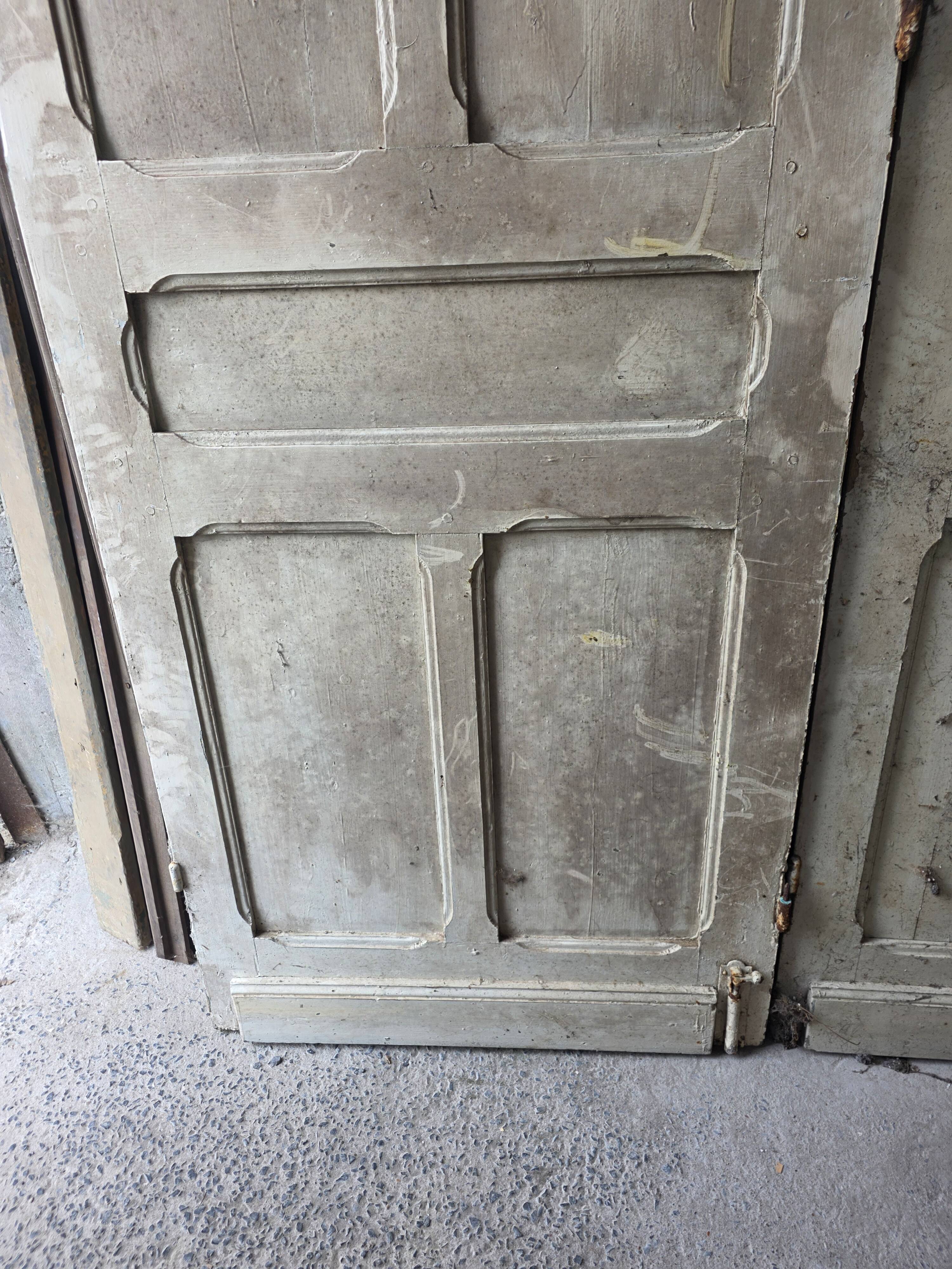 4 old partition doors