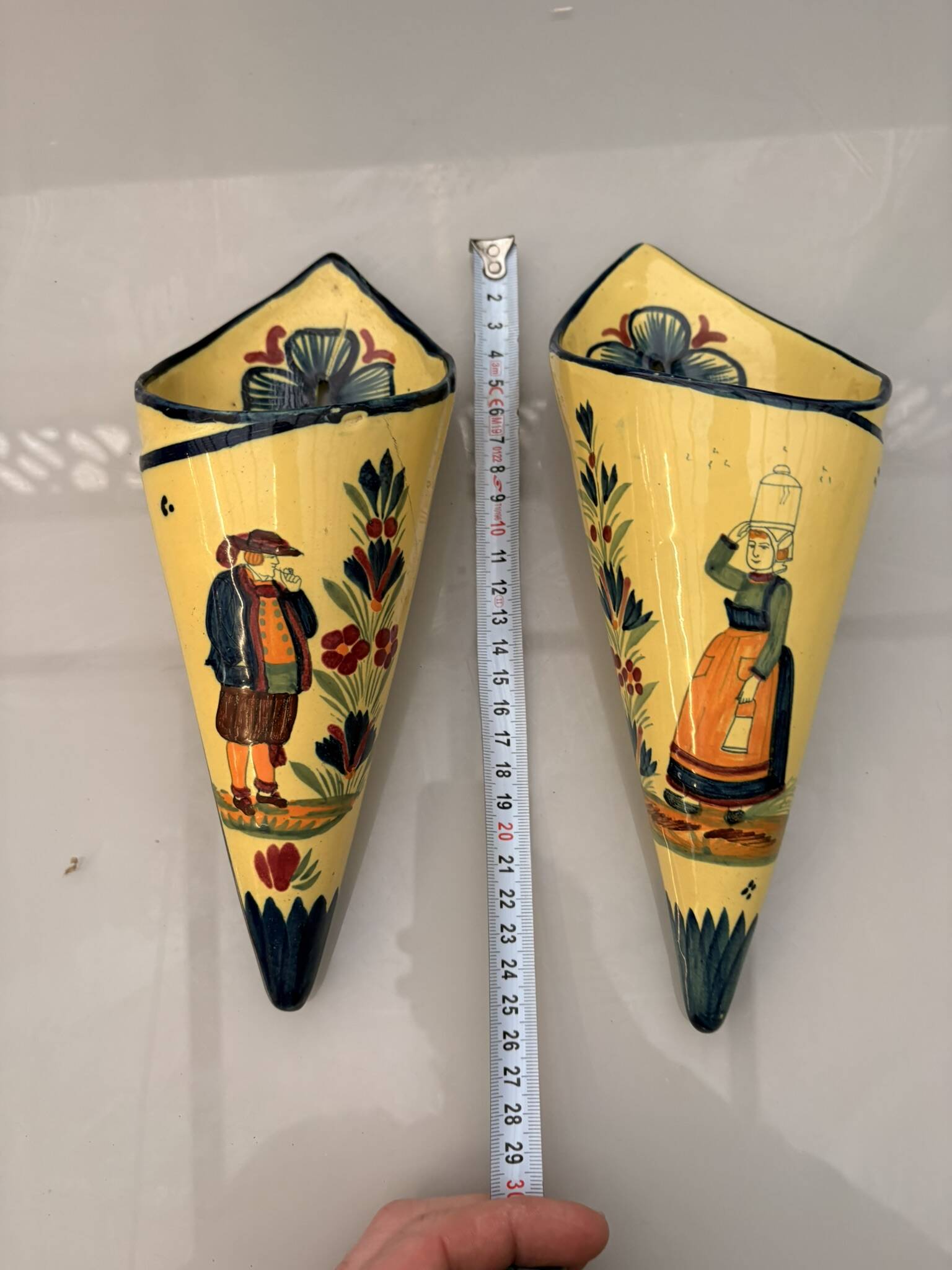 Old pair of ceramic faience bouquets henriot quimper yellow