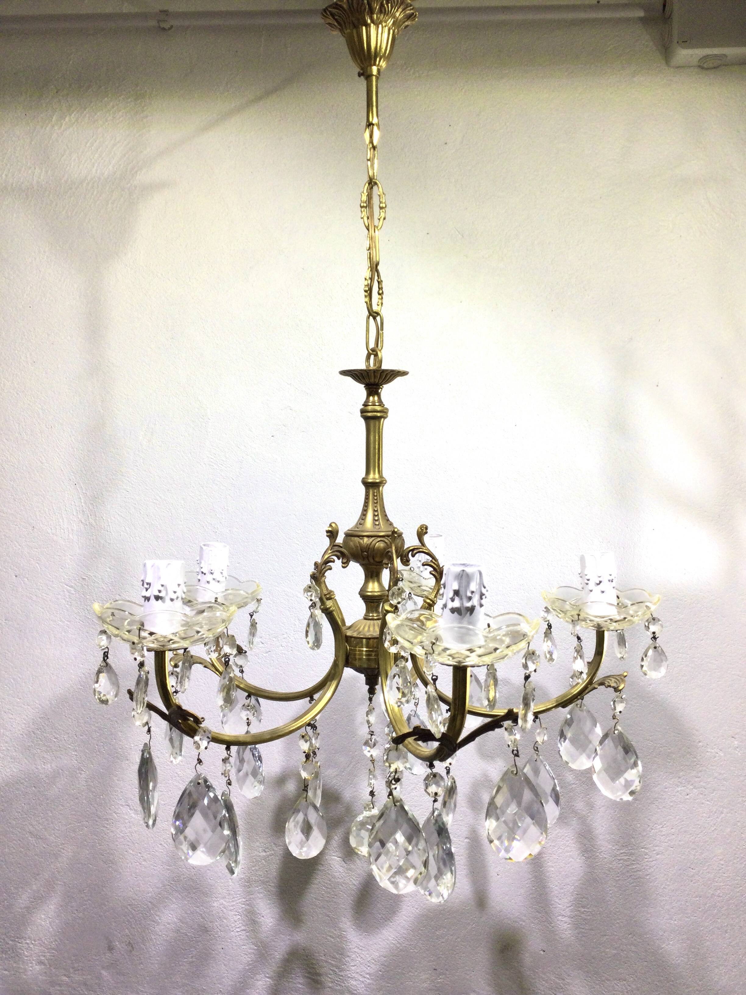 5-light chandelier in brass and tassels