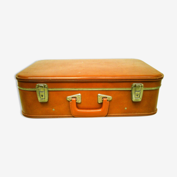 Valise en carton