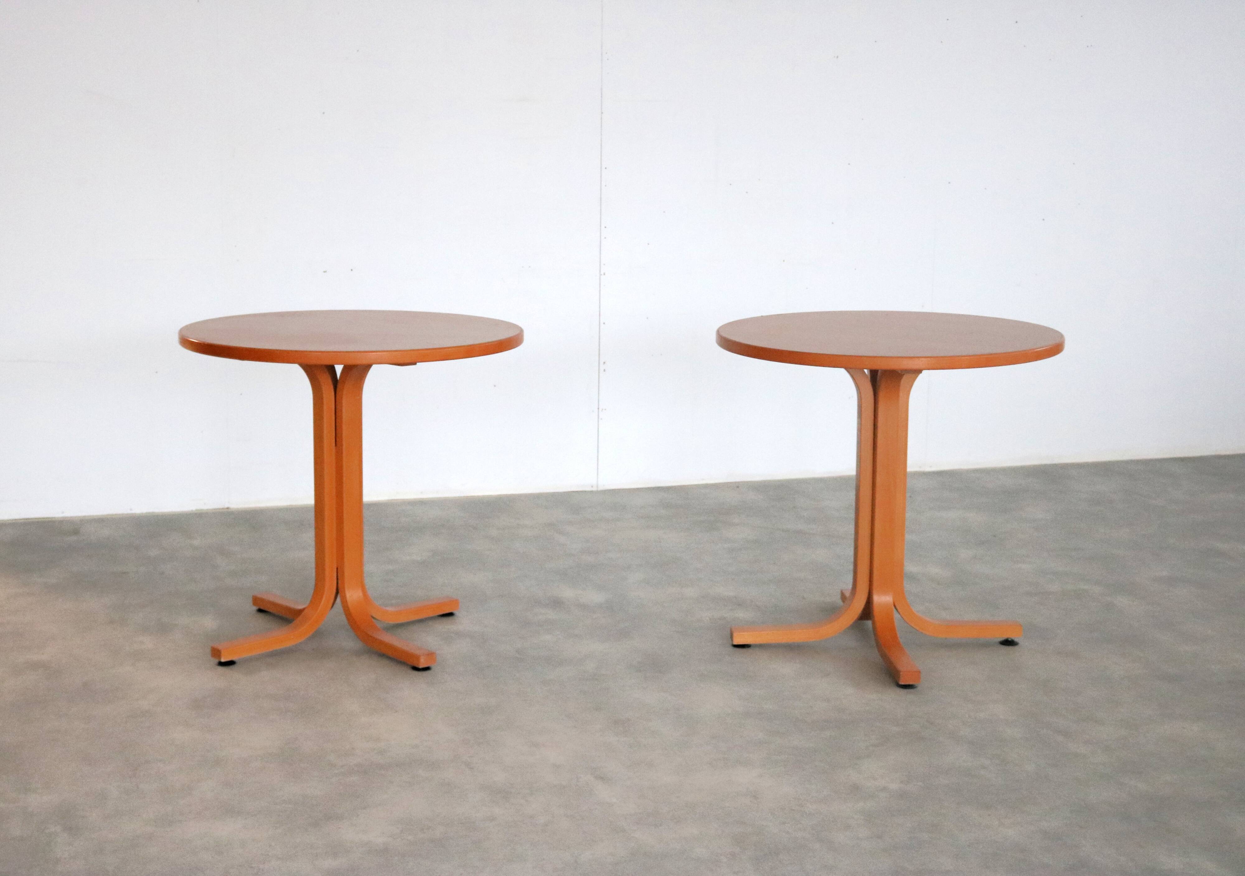 Vintage round dining table | table | bistro table | 1970s