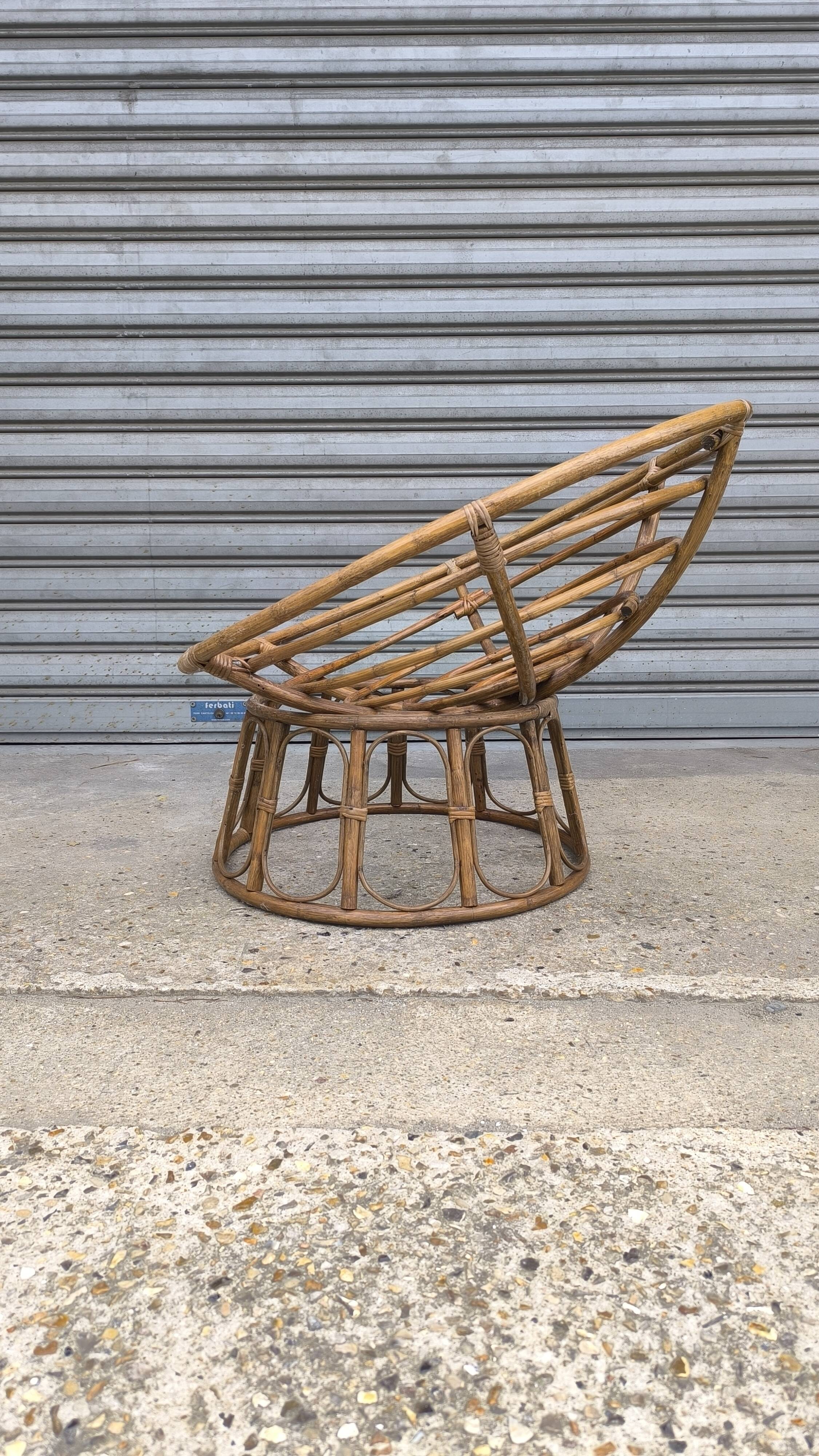 Papasan loveseat chair in rattan, 1950