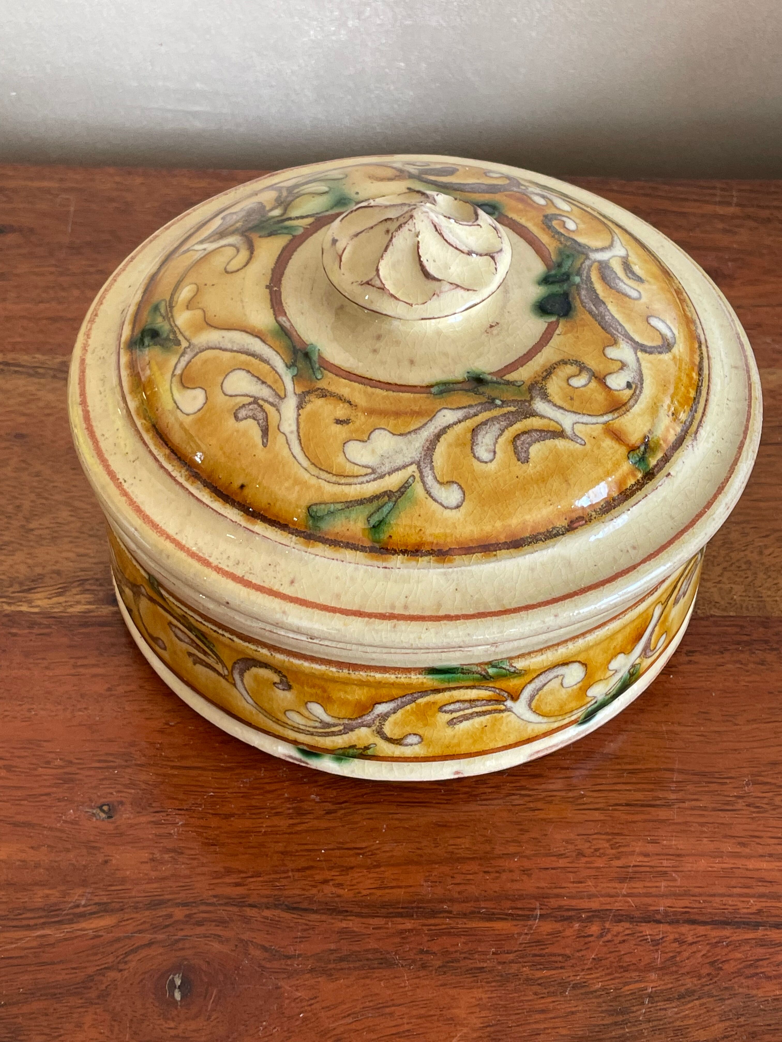 Ceramic dish