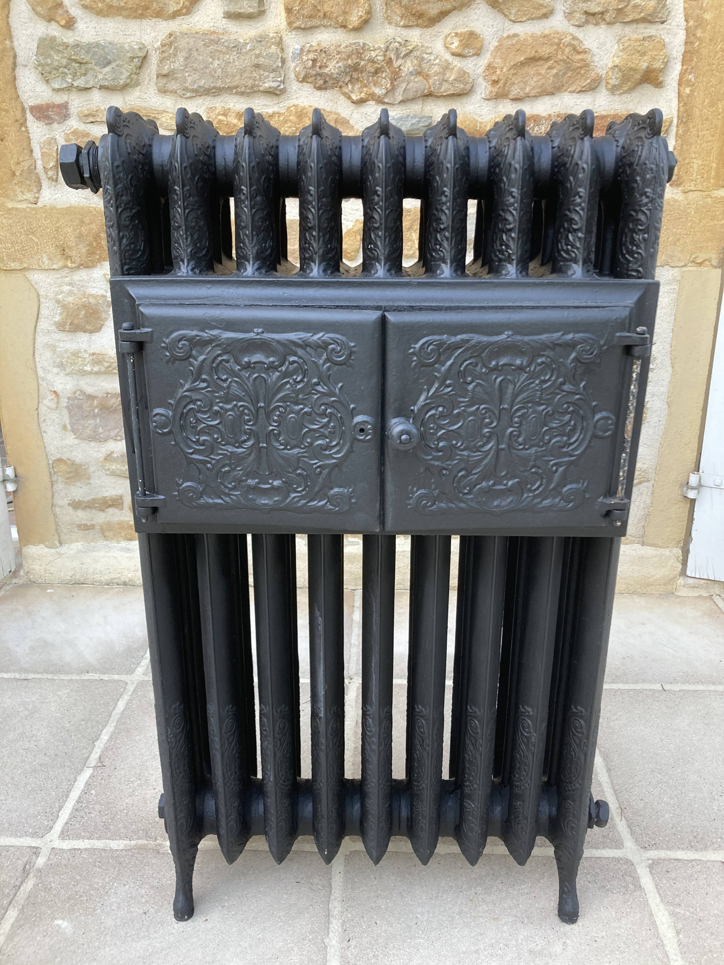 CAST IRON RADIATOR FLAT HEATER 9 elements 3 columns rococo floral patterns