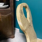 Chaise en bois sculpté