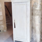 Armoire bonnetière ancienne