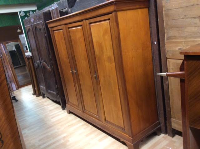 Armoire 3 portes