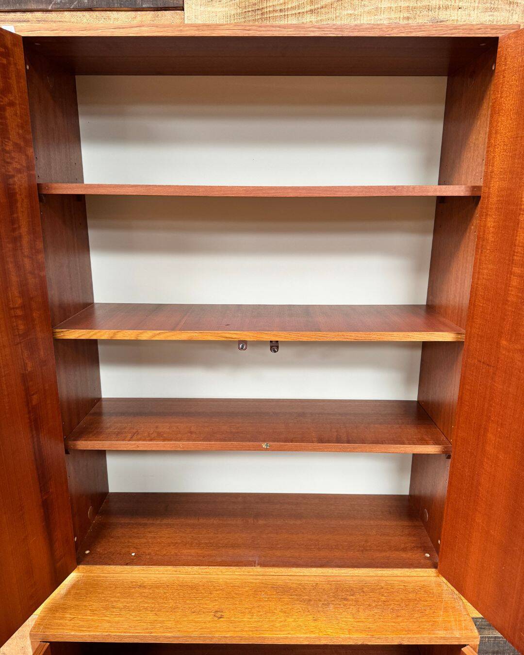 Teak bookshelf - 1960s