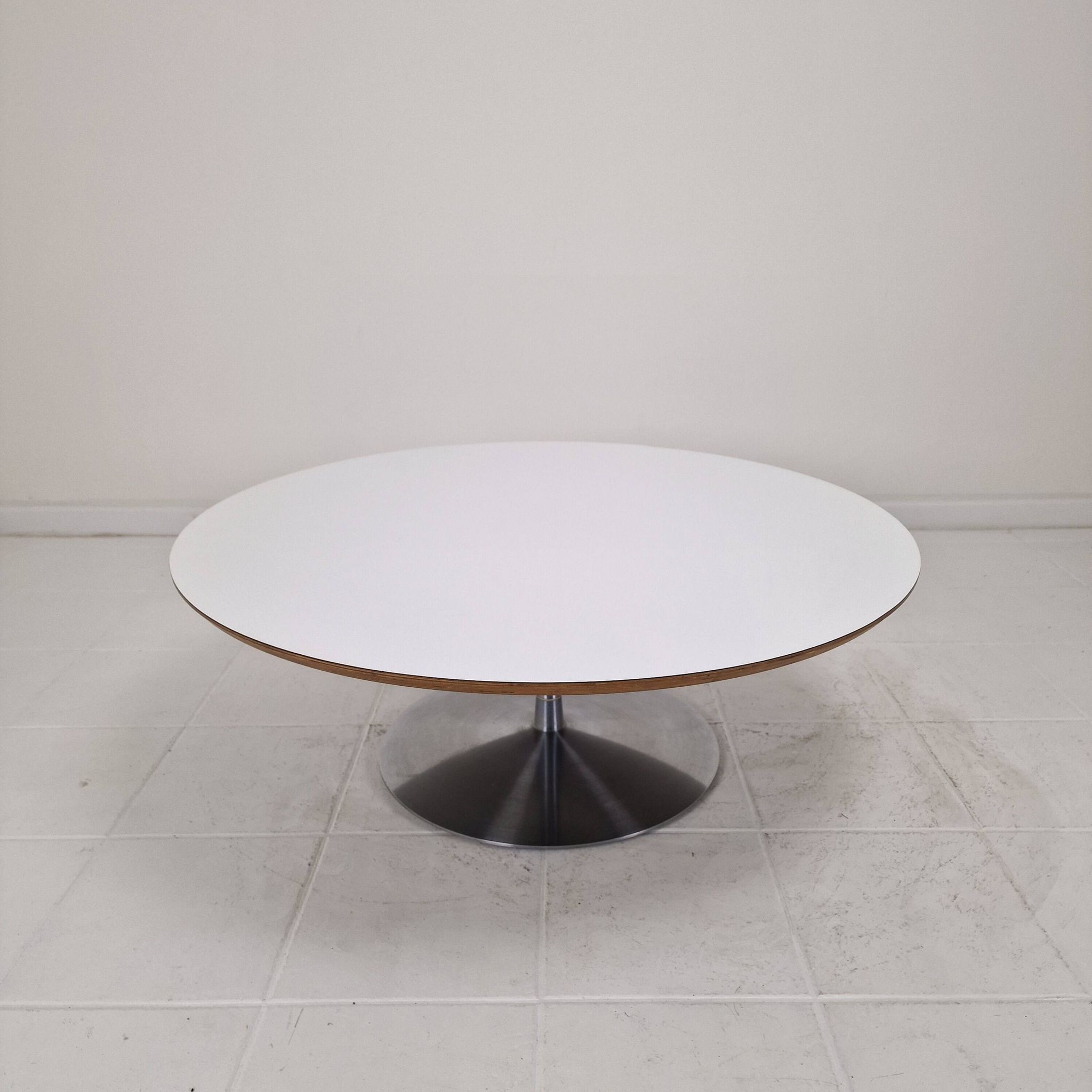 "Circle" Coffee Table by Pierre Paulin for Artifort, 1960s