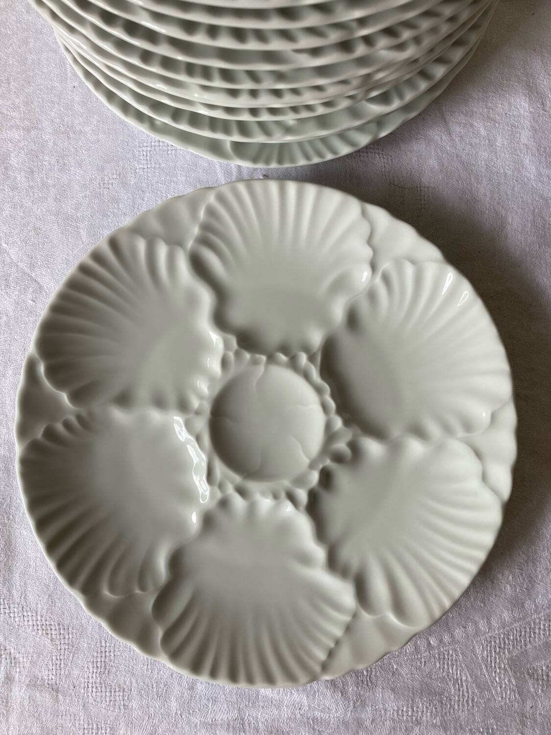 Vintage oyster plates