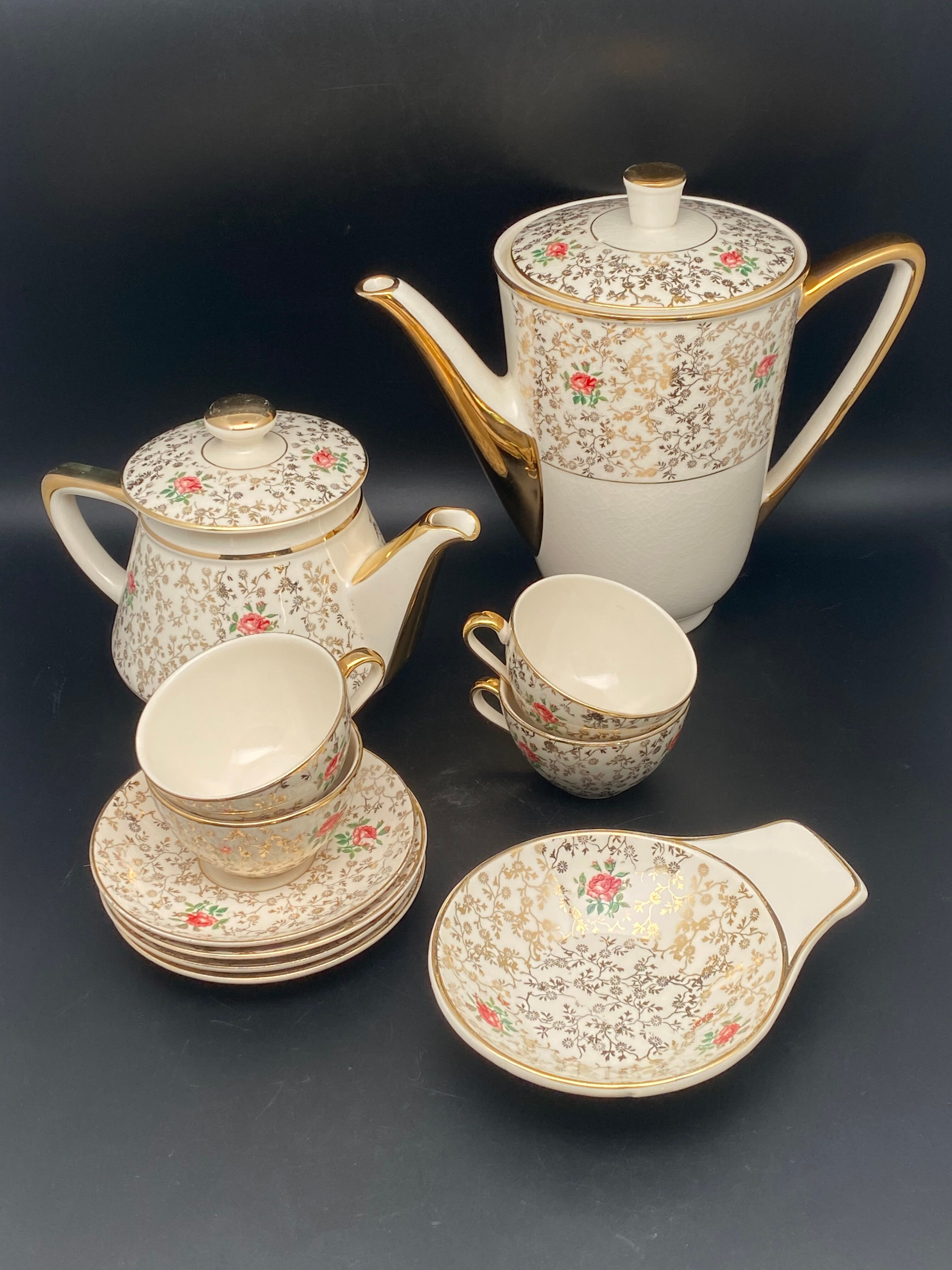 Villeroy & Boch porcelain tea set roses and gilding