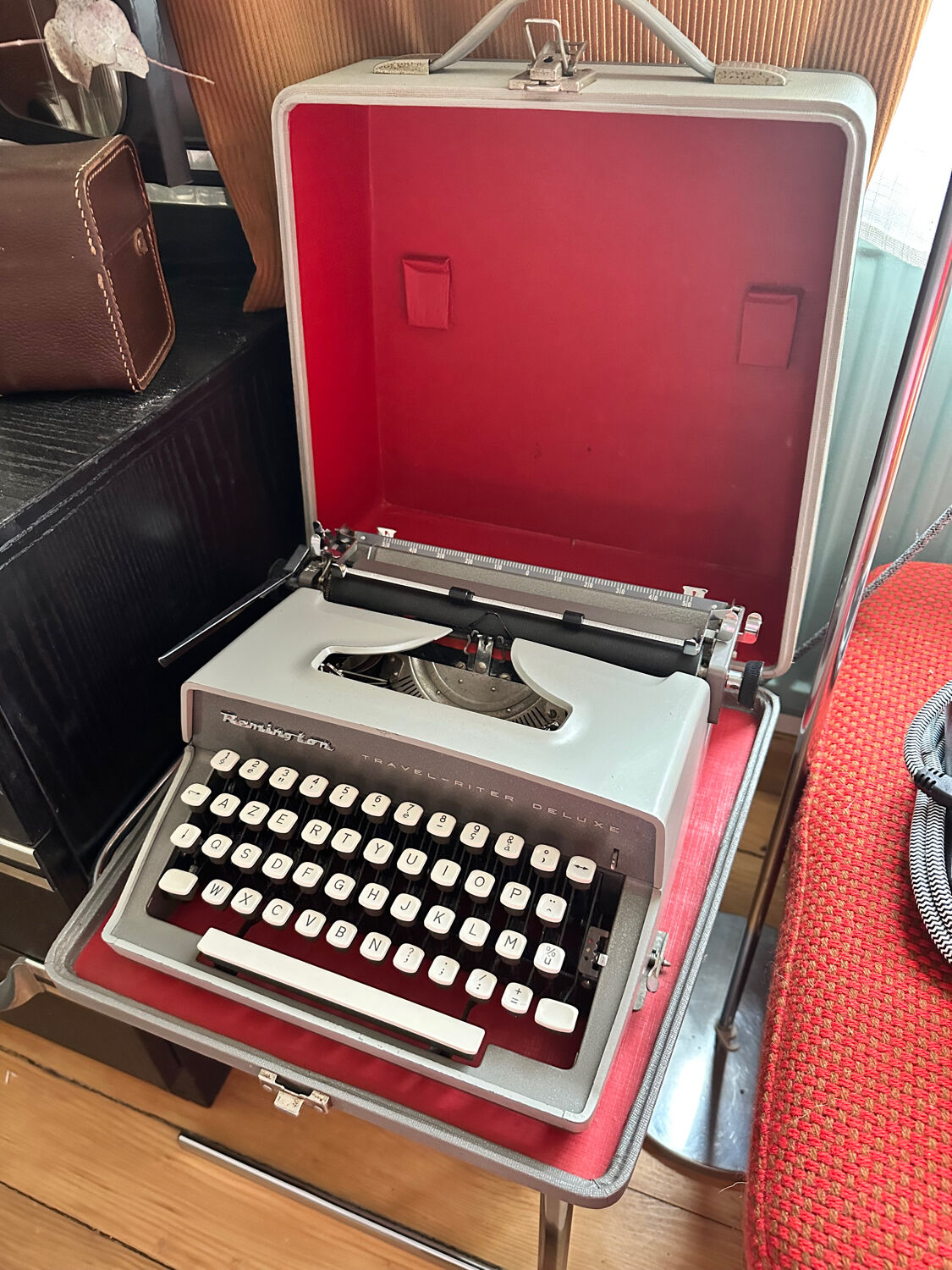 Machine à écrire vintage 1950 Remington travel deluxe