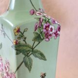 Chinese lamp and its lampshade