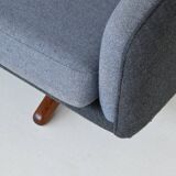 Canapé trois places Illum Wikkelso modèle ML-90 Laursen Danemark 1960