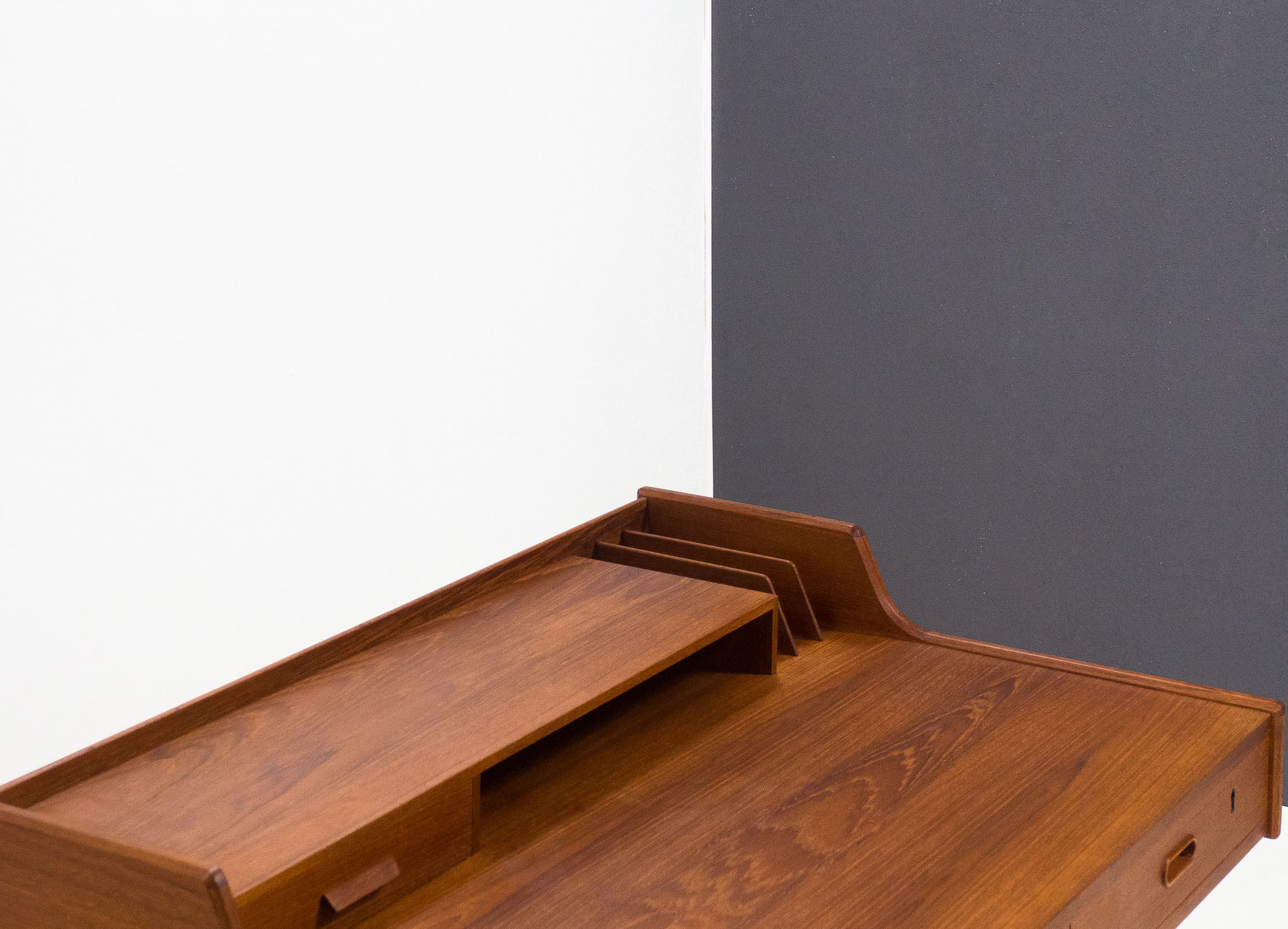 ‘model 56’ free standing teak desk by Arne Wahl Iversen for Vinde Møbelfabrik