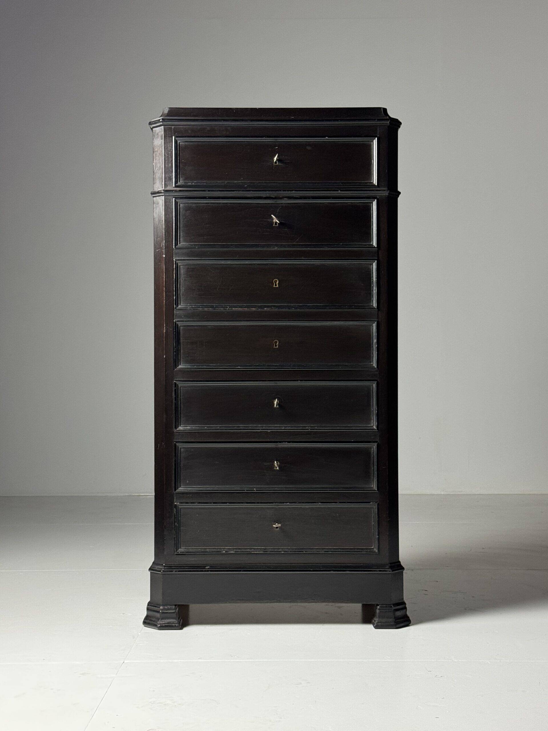 Louis Philippe secretaire black