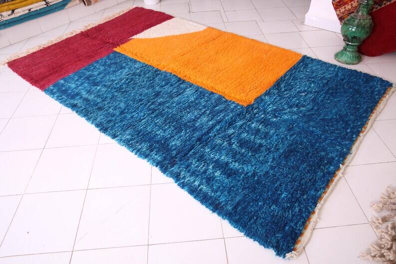 Handmade traditional Berber rug with colourful patterns, size 150/250cm.