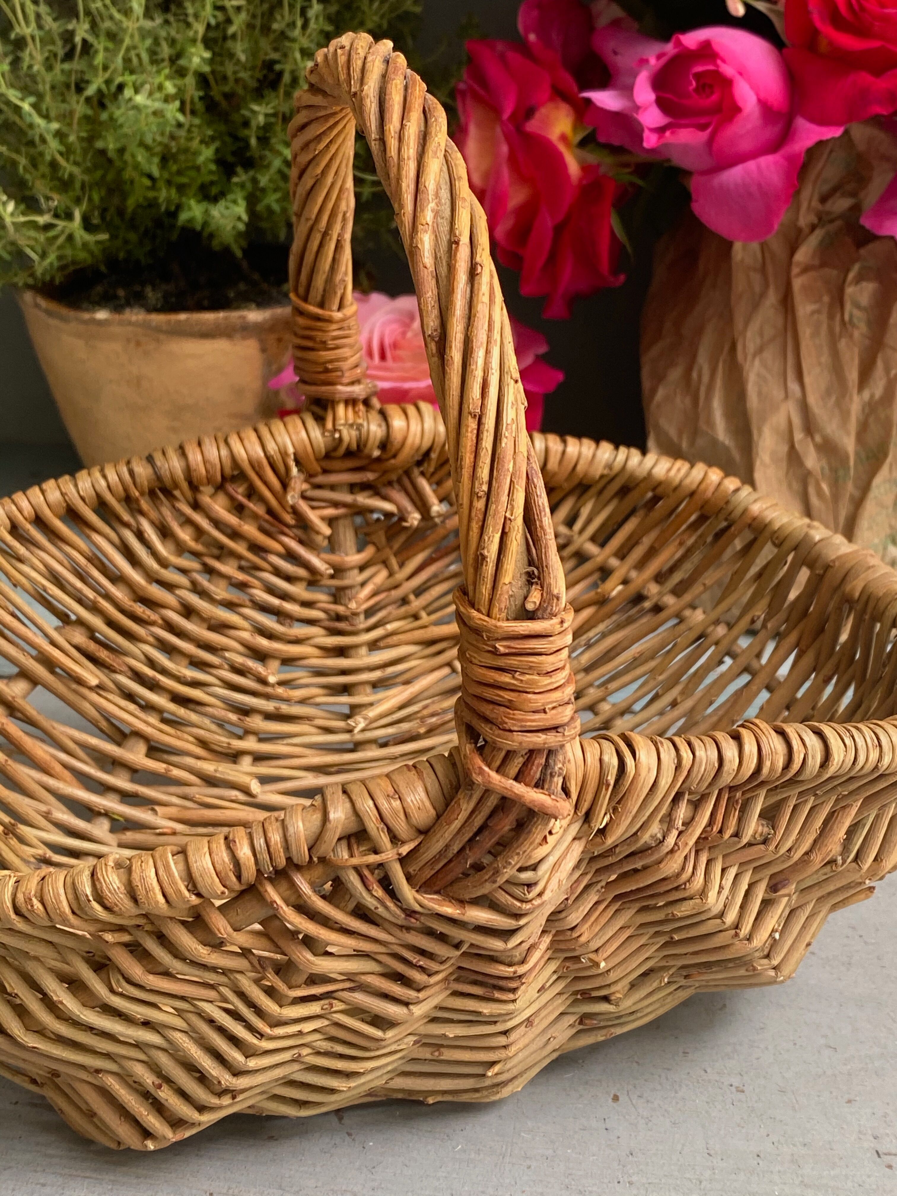 Small picking basket