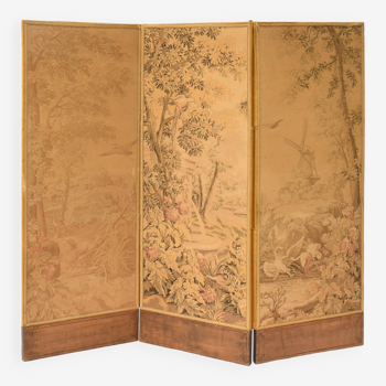 3-panel screen with tapestry decorated with landscape scenes