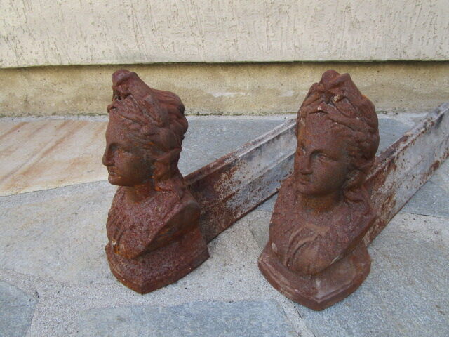 Pair of andirons old cast-iron