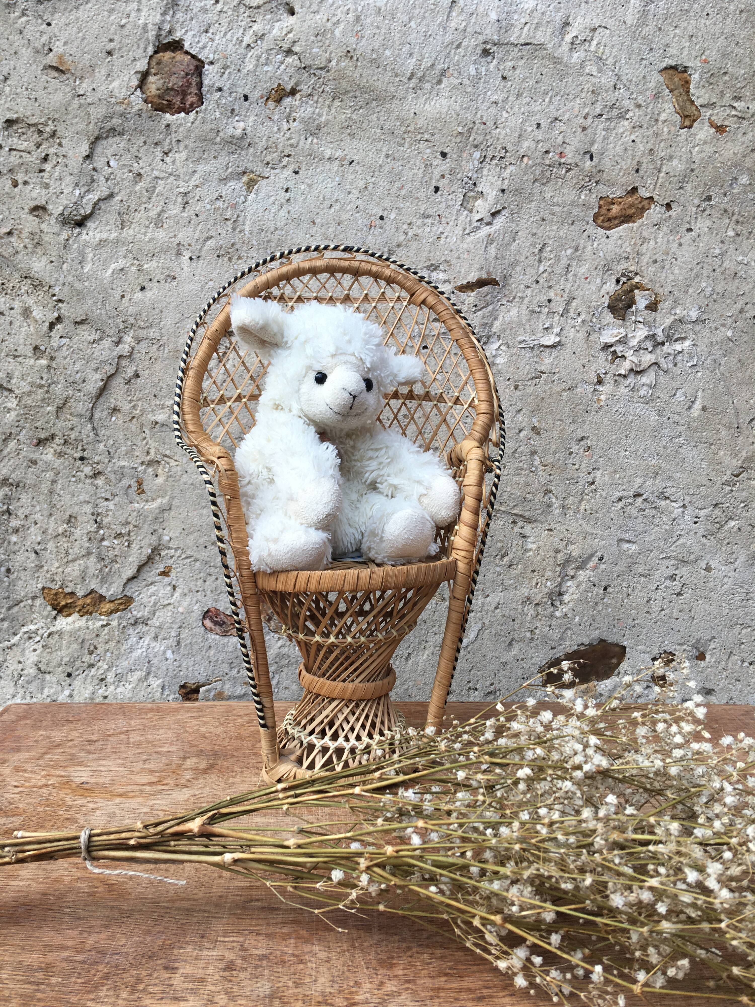 Fauteuil Emmanuelle miniature en rotin