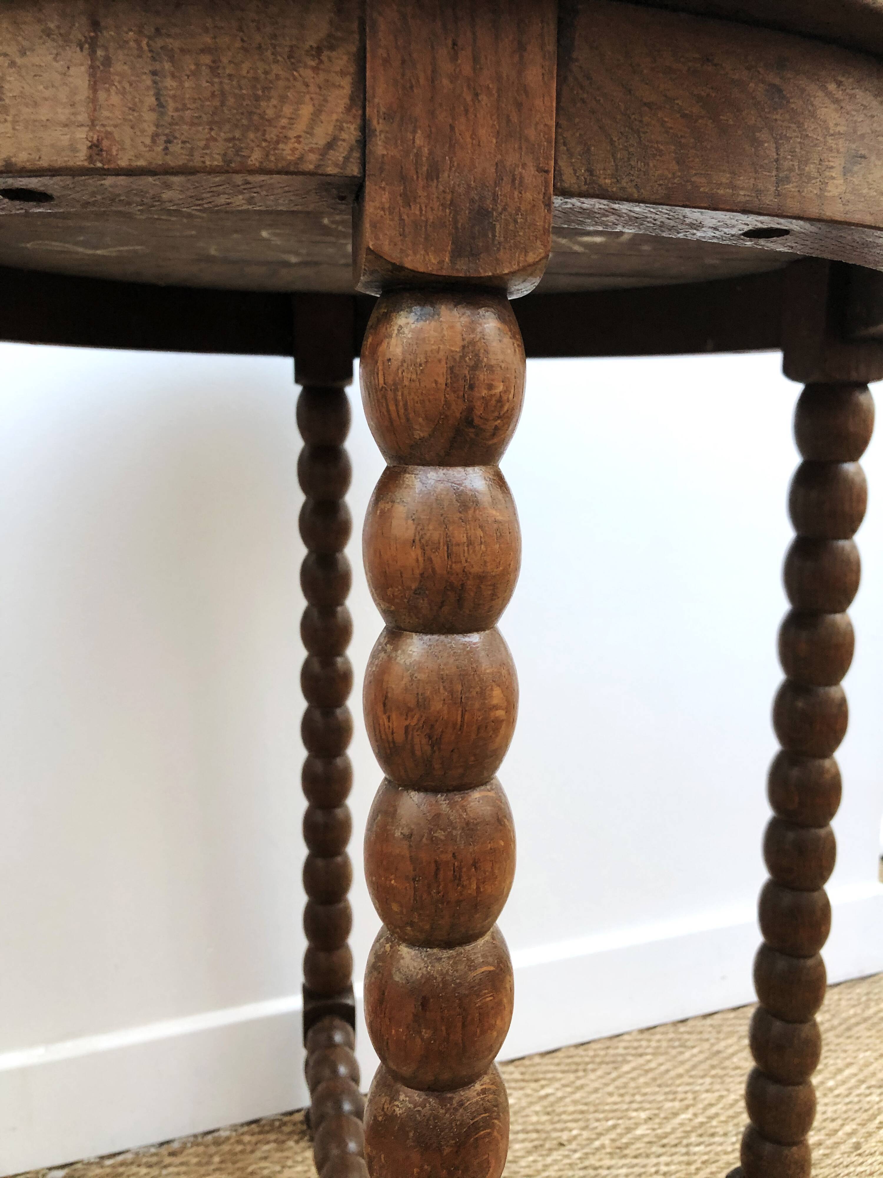 Turned wooden healing