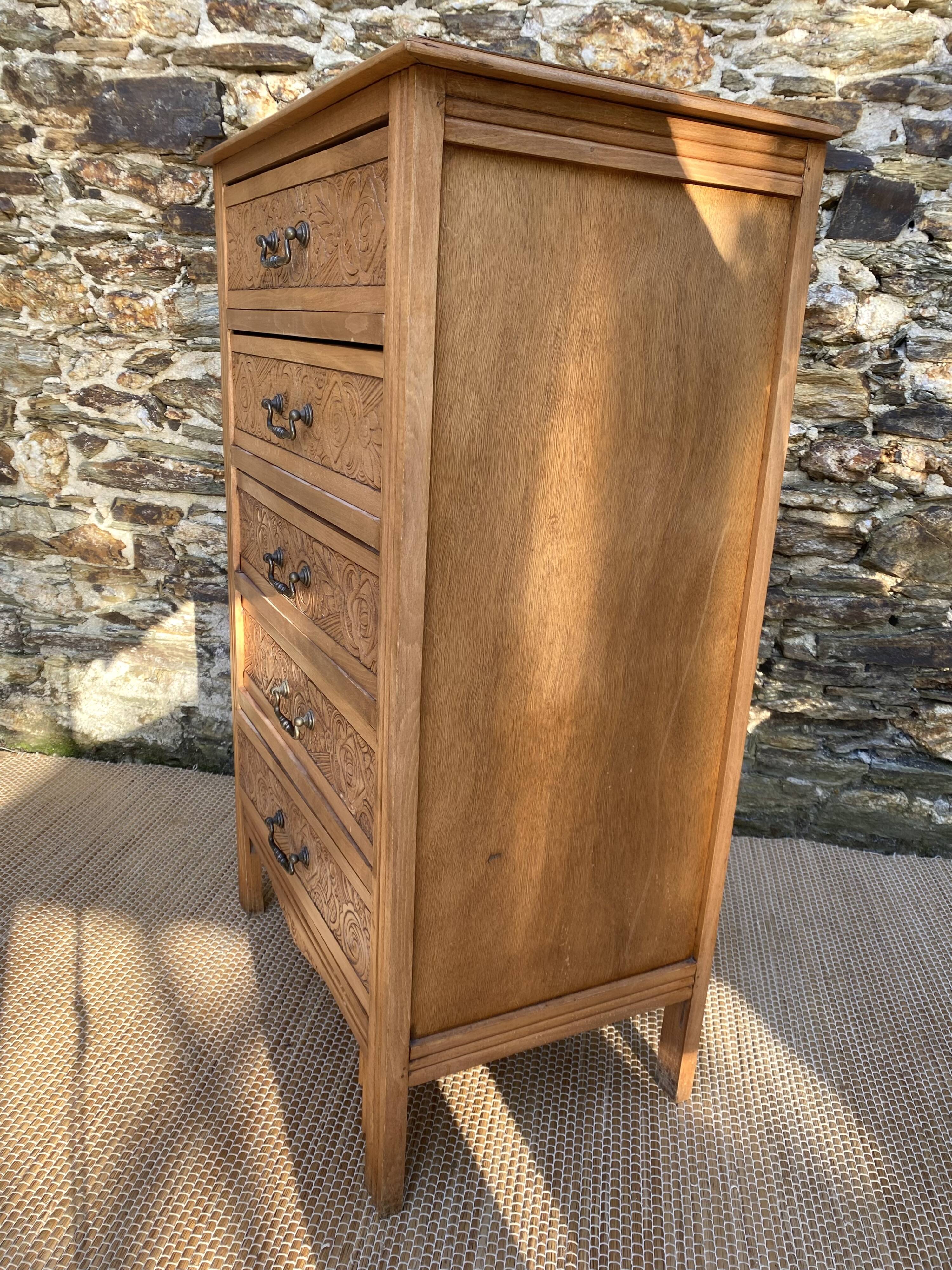 Antique Art Deco 5-drawer chest of drawers