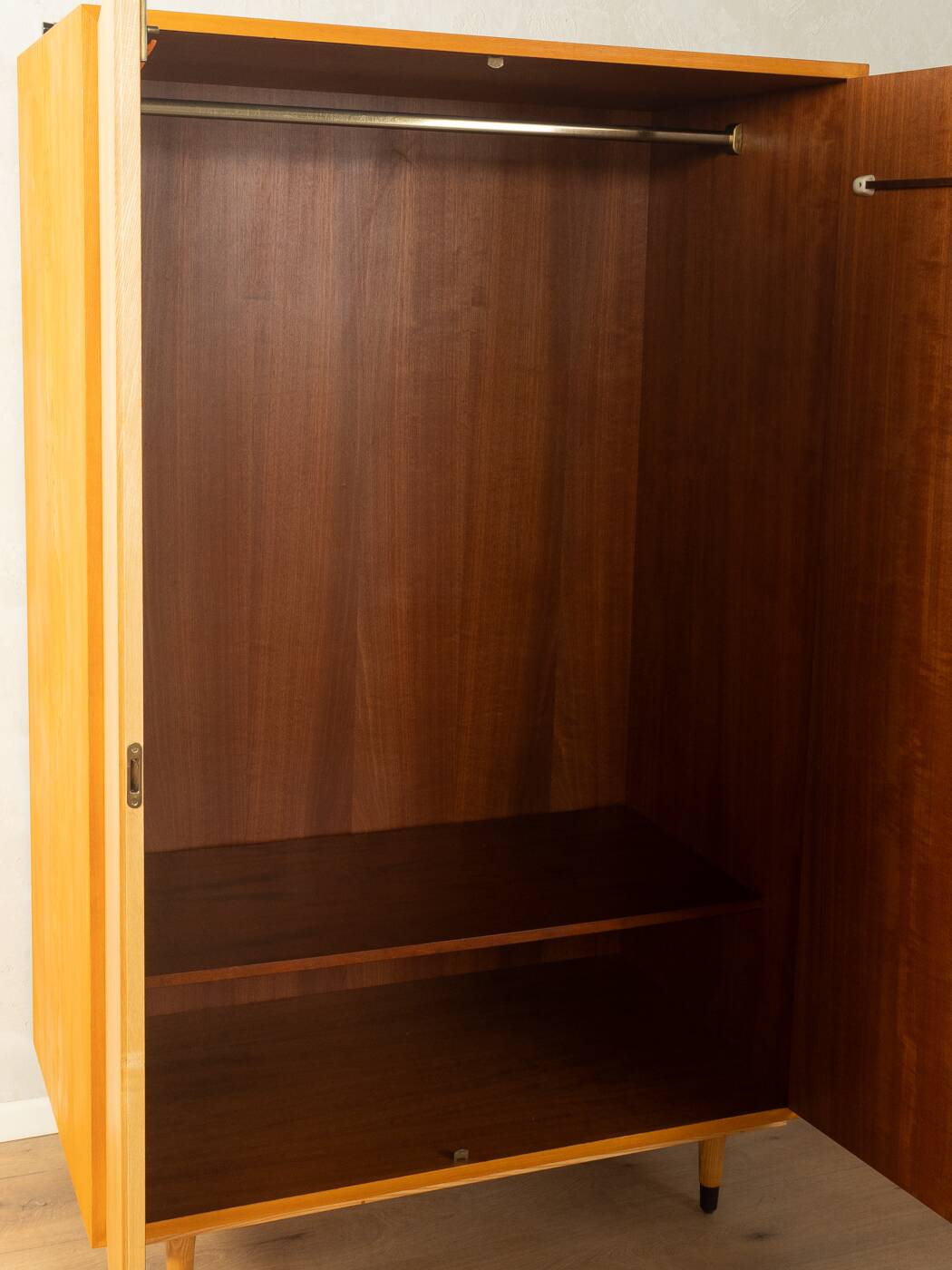 Classic wardrobe from the IDEE Möbel series by Erich Stratmann for Oldenburger Möbelwerkstätten, 1950s