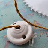 Serrated opaline suspension