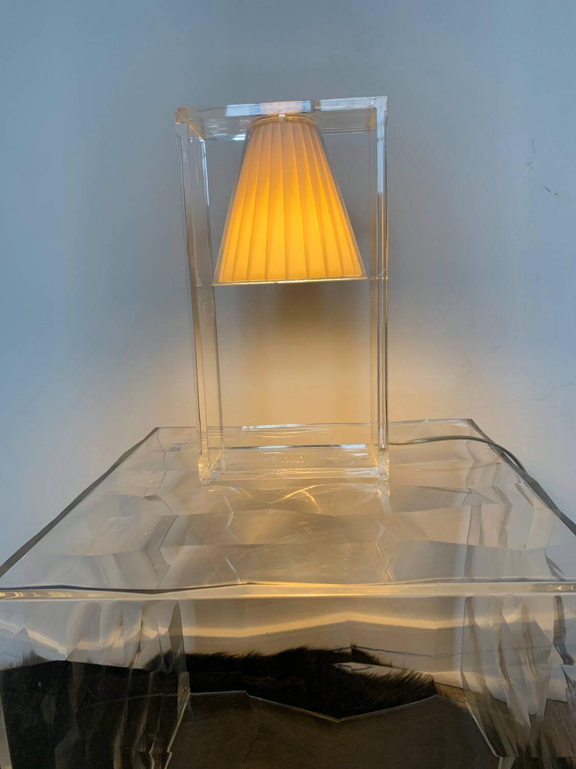 Light air karetll table lamp