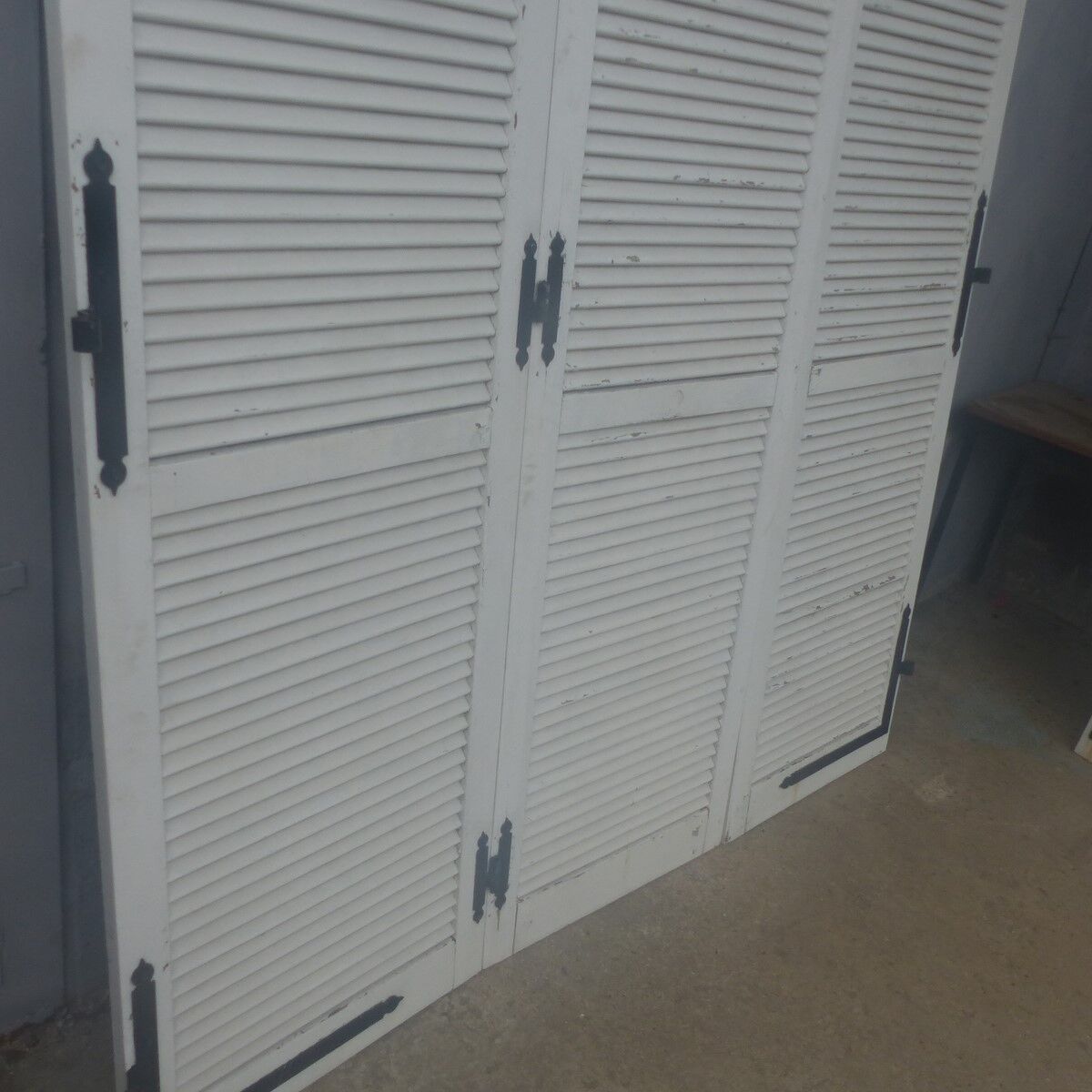 Set of 3 wooden shutters