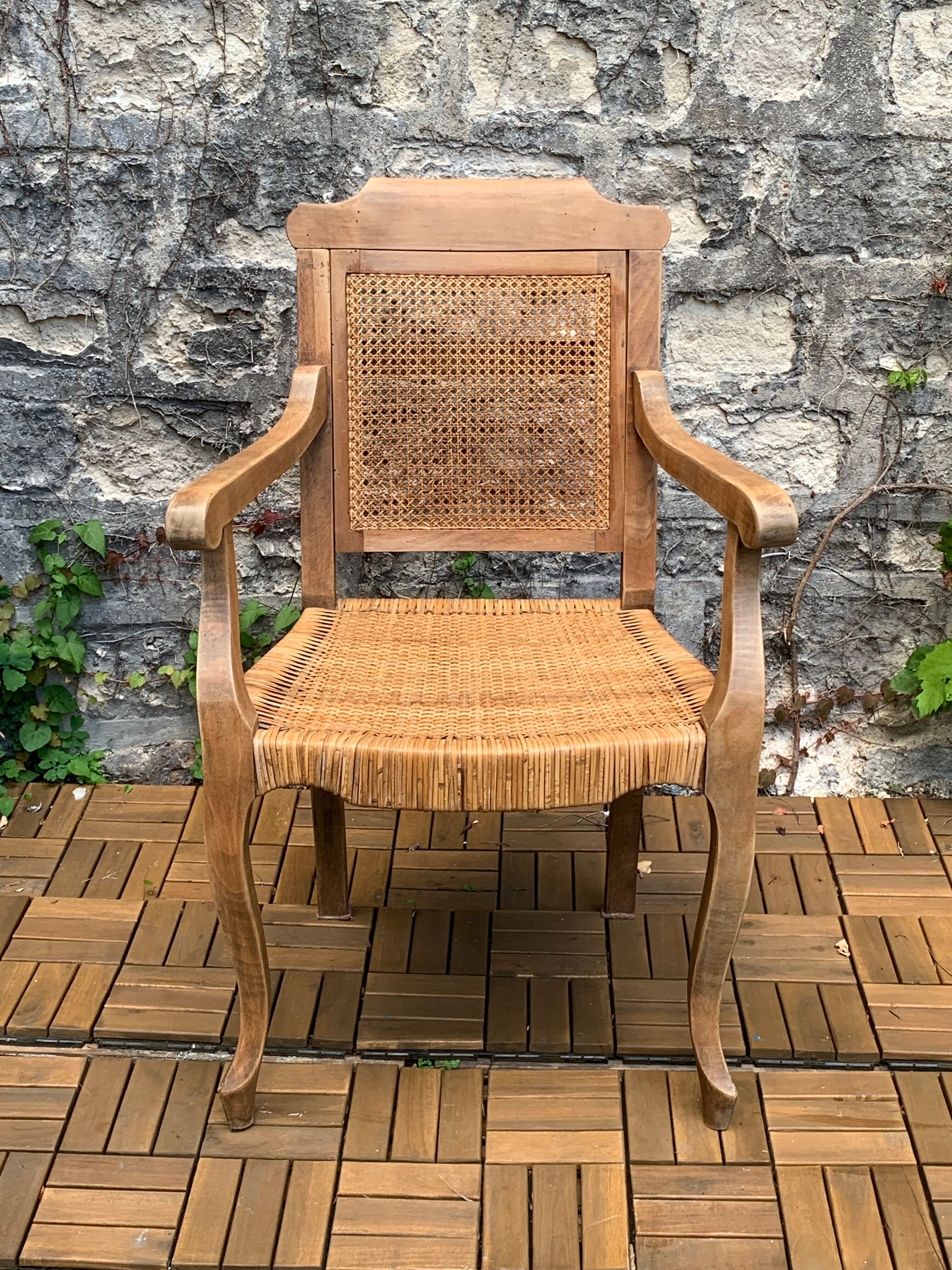 Barber's armchair in wood cannage and straw 1900