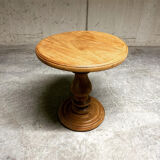 Solid wood pedestal table