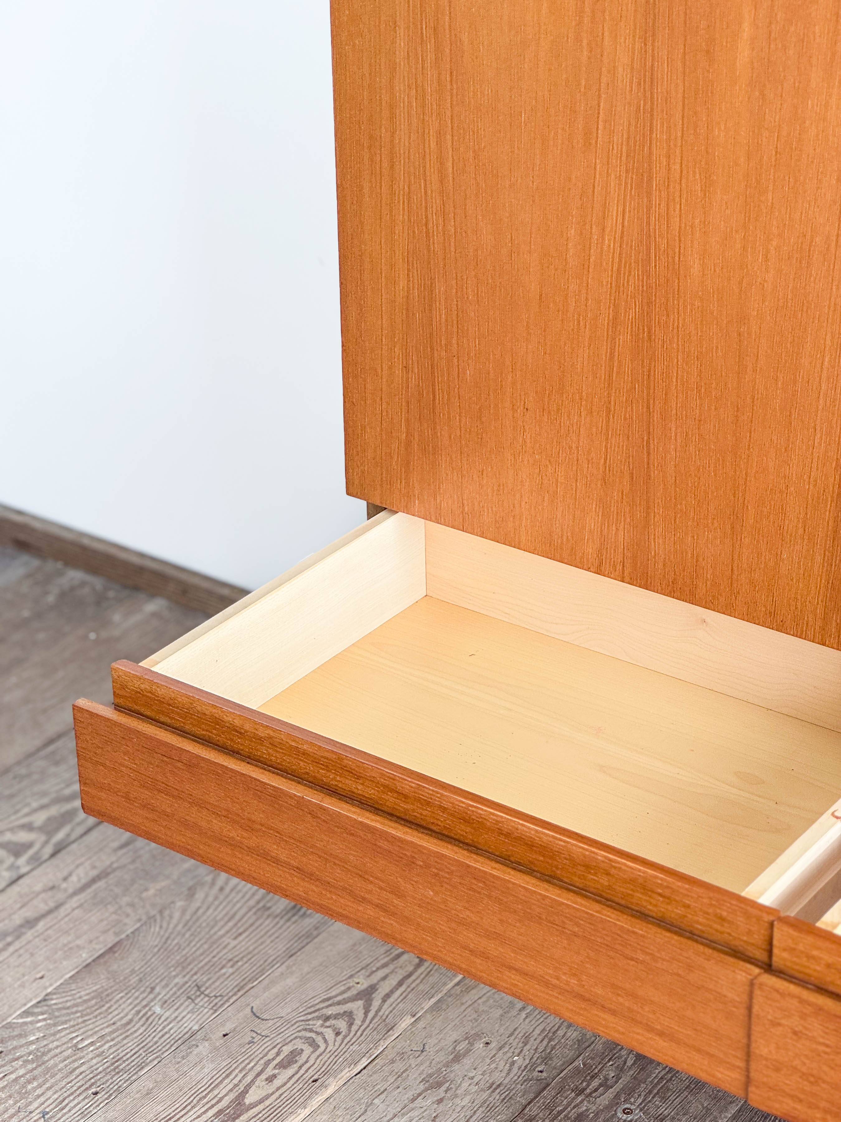 Buffet Mid-Century, modèle B60 en teck par Dieter Waeckerlin, Behr, 1950s