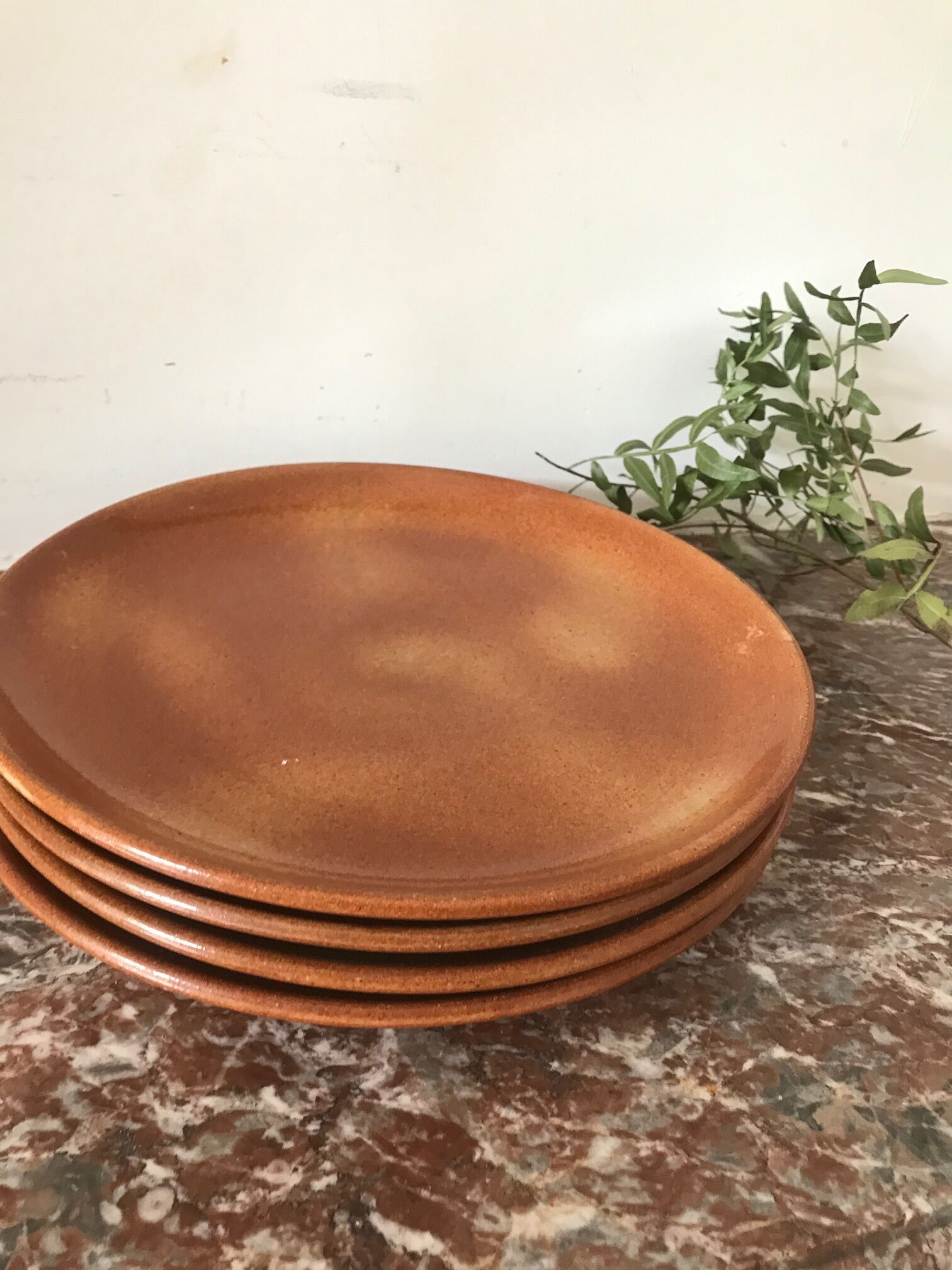 Lot de 4 assiettes en grès