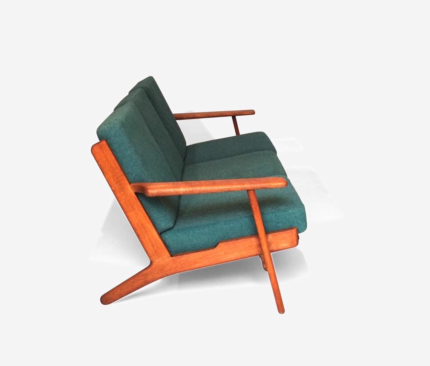 Hans Wegner GE-290 3-seater sofa for Getama