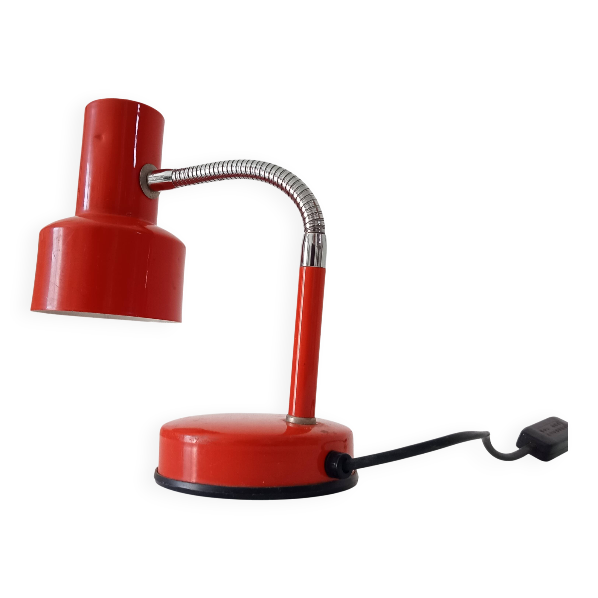 Vintage articulated desk lamp from the 1970s.